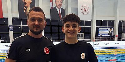 Bursalı Yüzücümüzden  YENİ TÜRKİYE REKORU ! 