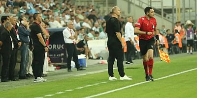 Bursaspor 2’de 2 yaptı, Mustafa Er’den dikkat çeken mesaj: “Öz eleştirilerimizi yapacağız”