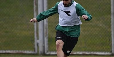 Bursaspor’a Özer Hurmacı müjdesi! Lisansı çıktı…