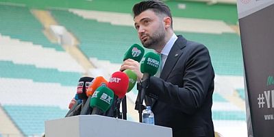 Bursaspor Başkanı Enes Çelik ateş püskürdü: 'İstenmiyorsak açıkça söyleyin'
