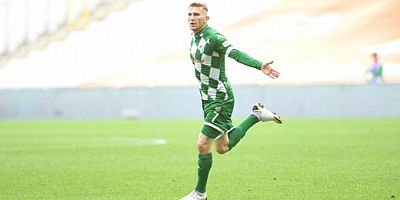 Bursaspor'da Burak Kapacak sevinci