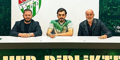 Bursaspor'da Hakkı Türker imzayı attı!
