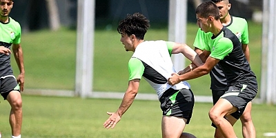 Bursaspor'da hazırlıklar sabah antrenmanıyla devam etti