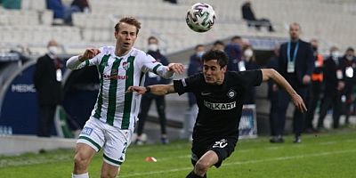 Bursaspor'da İsmail Çokçalış sakatlandı