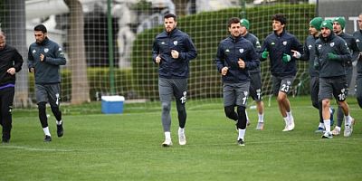 Bursaspor'da krizi yine iki başkan çözdü!