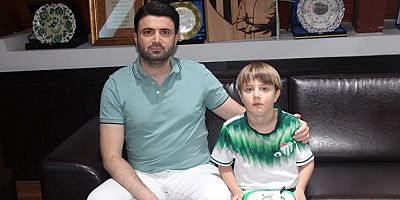 Bursaspor'dan minik Yağız Efe'ye destek çağrısı!