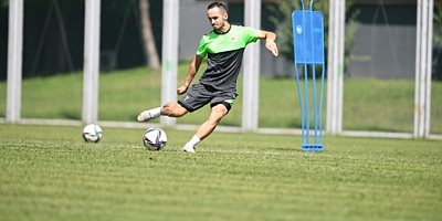 Bursaspor, Erzurumspor maçına 3 eksikle devam etti