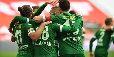 Bursaspor ile Karşıyaka 10 yıl sonra karşı karşıya gelecek