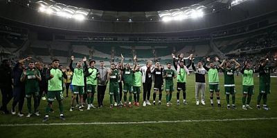 Bursaspor İstanbul'da galibiyet peşinde