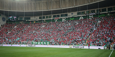 Bursaspor liderlik yarışını sürdürdü! Muhammet Demir'den unutulmayacak gol...