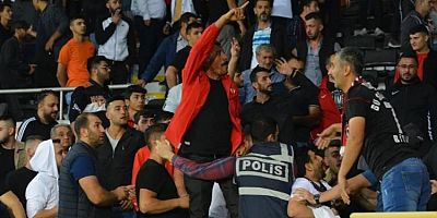 Bursaspor maçında ortalık karıştı!