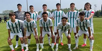 Bursaspor U17 G.Saray'ı deplasmanda devirdi!