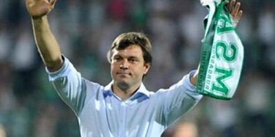 Bursaspor'un Eski Teknik Direktörü Sağlam: Yiğit düştüğü yerden kalkar