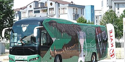 Bursaspor’un yeni takım otobüsü görücüye çıktı