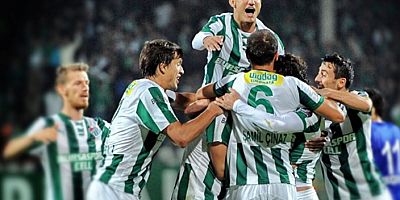 Bursaspor zirvede farkı açtı