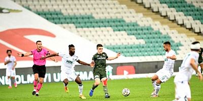 Bursasporlu futbolcu ciddi sakatlık geçirmişti! En az 6 ay...