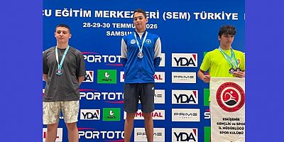 Büyükşehir Belediyesporlu yüzücülerden 3 madalya