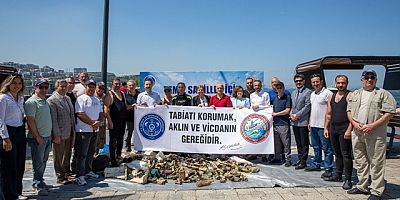 Büyükşehir'den Gemlik'te deniz dibi temizliği