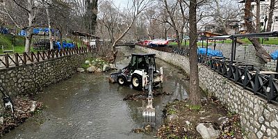 Büyükşehir'den Misi'de dere ve çevre temizliği