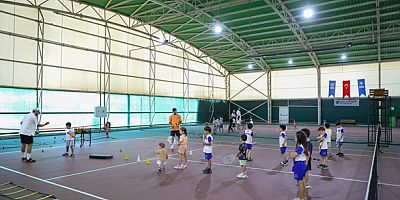 Büyükşehir’in Yaz Spor Okullarında ilk dönem tamamlandı