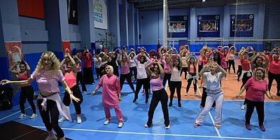 Büyükşehir, kadınları sporla buluşturuyor