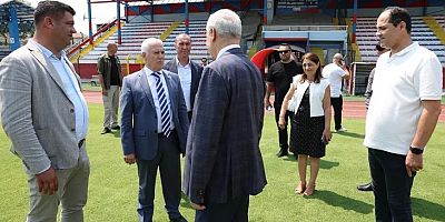 Büyükşehir, Mustafakemalpaşa İlçe Stadı’nı sil baştan yeniledi