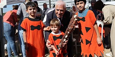 Çağlar öncesine festival tadında yolculuk