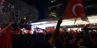 CHP, Bursa'da kutlamalara başladı