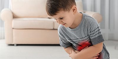 Çocuklarda geçmeyen karın ağrısı apandisit belirtisi olabilir