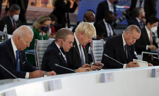 Cumhurbaşkanı Erdoğan, G20’de ilk oturuma katıldı