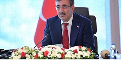 Cumhurbaşkanı Yardımcısı Yılmaz: Emeklileri enflasyona ezdirmeme prensibimizden uzaklaşmış değiliz