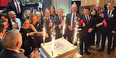 Cumhuriyetin 102. Yılı Bursa'daki Mestanlılar tarafından coşku ve gururla kutlandı