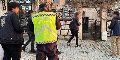 'Daltonlar'ın finans ayağına operasyon! 100 milyon TL işlem hacmine ulaşan banka hesaplarına el konuldu