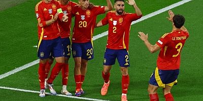 Dev maçta kazanan İspanya son 16 biletini kaptı