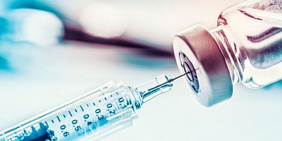 Dünyanın ilk KOVİD-19 aşısına onay verildi