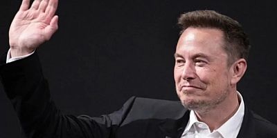 Elon Musk tarihte bir ilki gerçekleştirdi