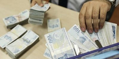 Emeklilere zam farkı hesaplara yatıyor! Tarih belli oldu