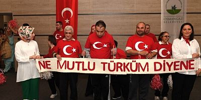 Engelli bireyler Atatürk'ü saygı ve özlemle andı