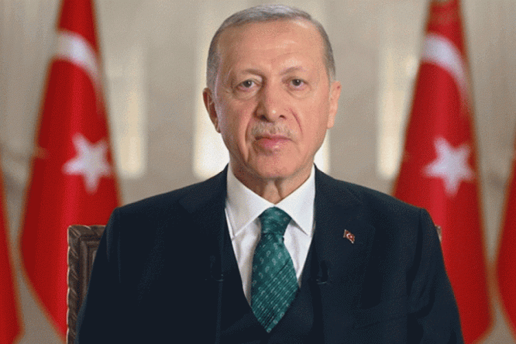 Erdoğan Tamer Karadağlı'yı Devlet Tiyatroları Genel Müdürü olarak atadı