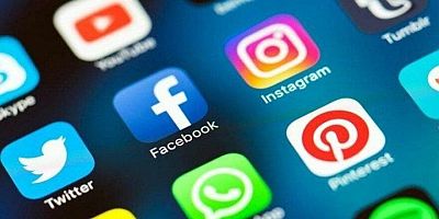 Eski sevgilisinin fotoğrafını paylaşan şimdi yandı