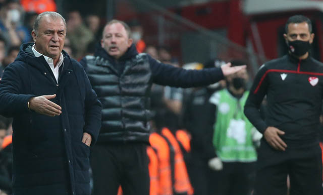 Fatih Terim: Mostafa penaltıyı Cicaldau’nun elinden almış, bu doğru bir şey değil 
