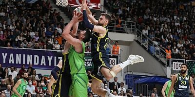 Fenerbahçe Beko, TOFAŞ'ı mağlup etti