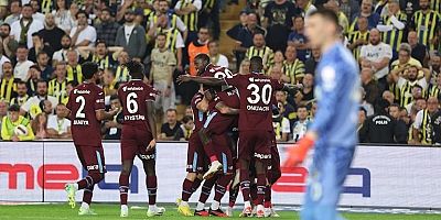 Fenerbahçe’nin müthiş serisine Trabzonspor tarihi zaferle son verdi