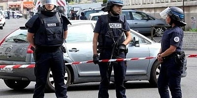 Fransa'da Türkiye'nin Marsilya Başkonsolosluğuna molotofkokteylli saldırı