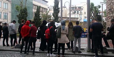 Galata Kulesi'nden düşen 20 yaşındaki kadın hayatını kaybetti