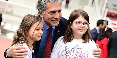 Gemlik'te Çocuklar 23 Nisan'ı Neşeyle Kutladı