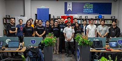 Genç yazılımcılar teknoloji maratonunda buluştu