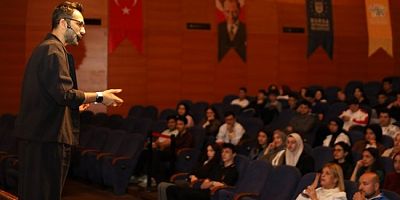 'Gri Koç', Bursalı gençlere sınav kazandıran taktikleri anlattı