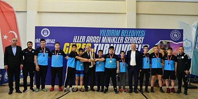 Güreş minderinde 'Bursa' fırtınası!