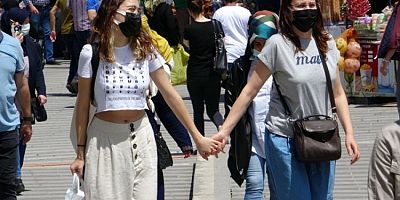 Hafta sonu sokağa çıkma yasağı kalkıyor mu?